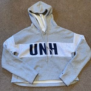 UNH cropped sweatshirt